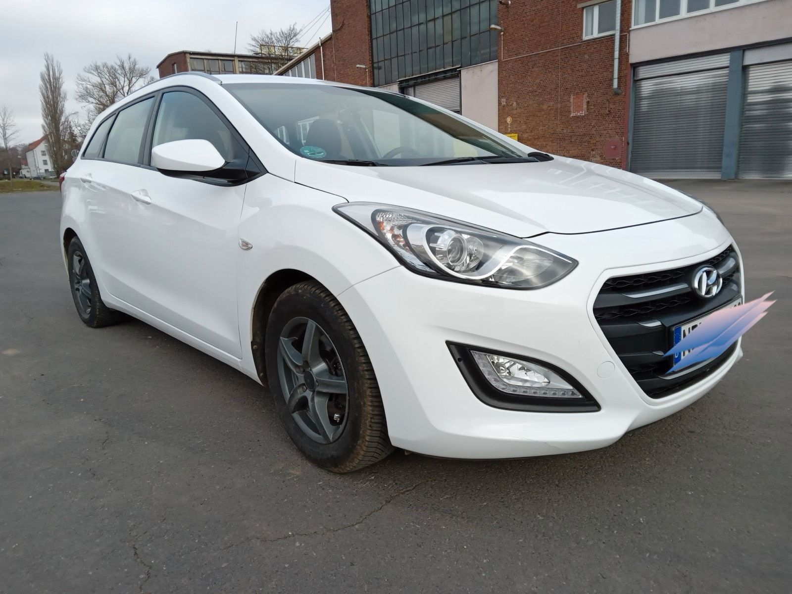 HYUNDAI i30