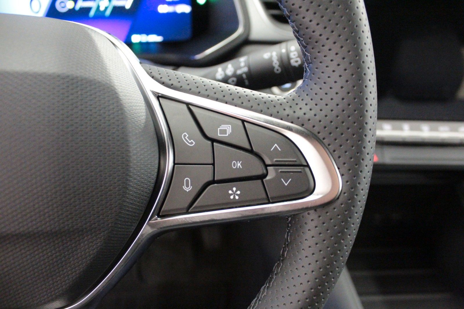 Fahrzeugabbildung Renault Symbioz E-Tech Full Hybrid 145 Techno *Winterp.*