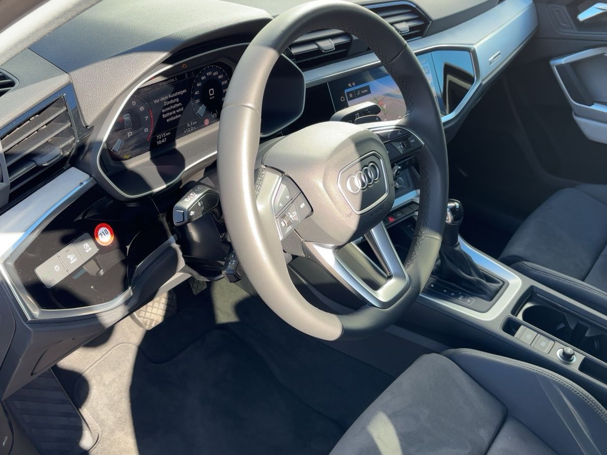 Audi Q3 - Bild 16