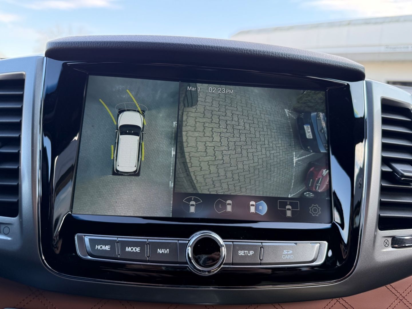 Fahrzeugabbildung KGM Rexton Sapphire 2.2D 4WD AT Top Zustand