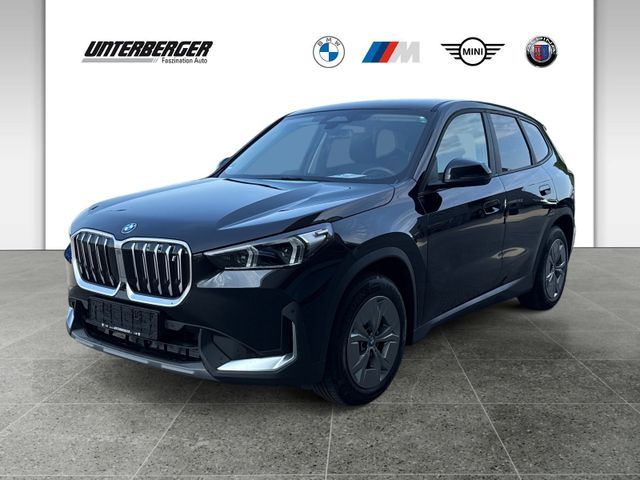 BMW iX1 xDrive30 HUD SHZ LED