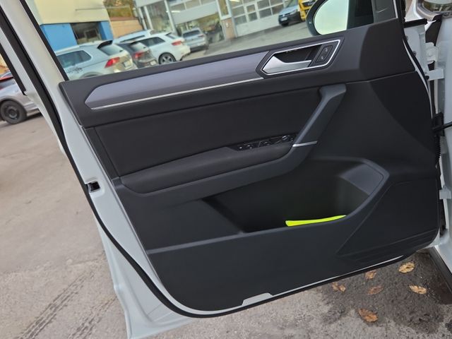 Touran R-LINE 1.5 TSI OPF DSG 7-Sitz AHK