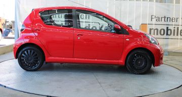 Toyota Aygo (X) - 11
