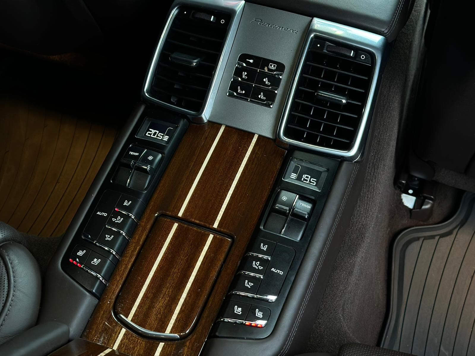 PORSCHE Panamera 4.8 TURBO* XENON#KERAMIK#LUFT#ACC#KEYLE - Image 24