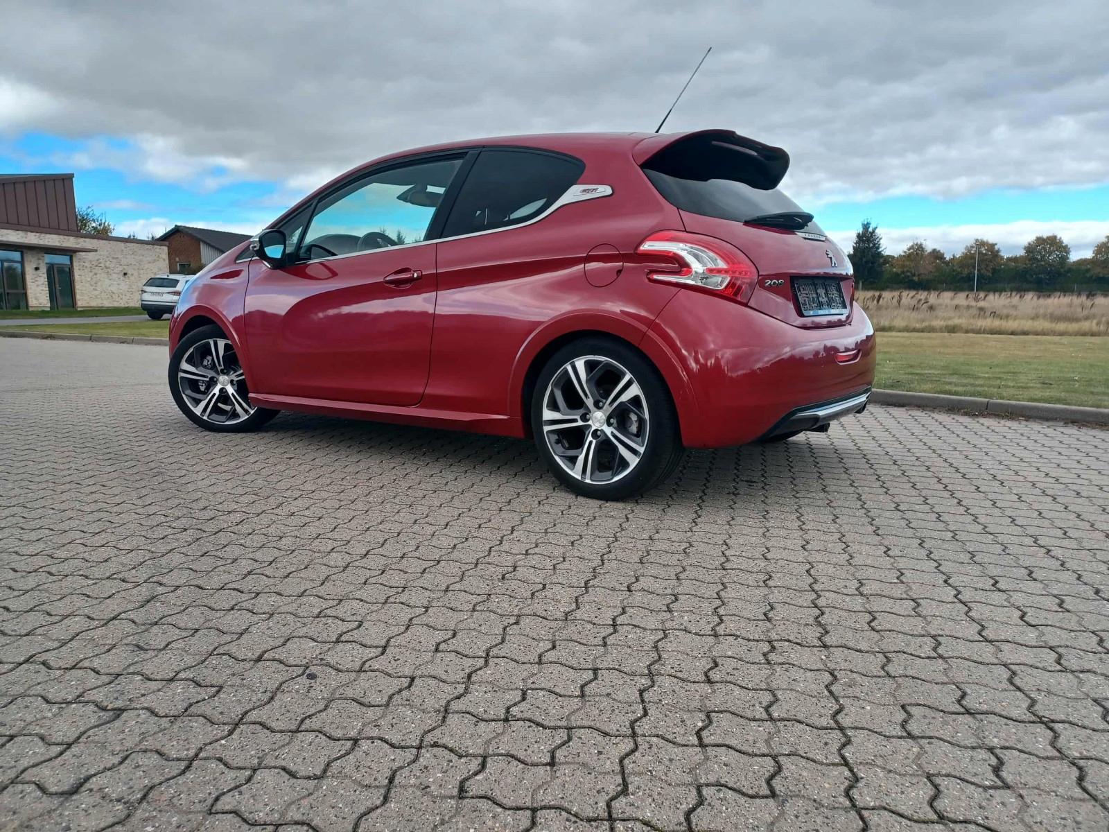 Peugeot 208 1.6 GTi 200 THP GTi