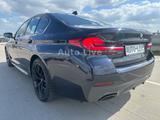 BMW 530e *SAG*M PAKET*VIRTU*NAVI*LASER*HEAD-UP*LEDER - BMW: M Paket