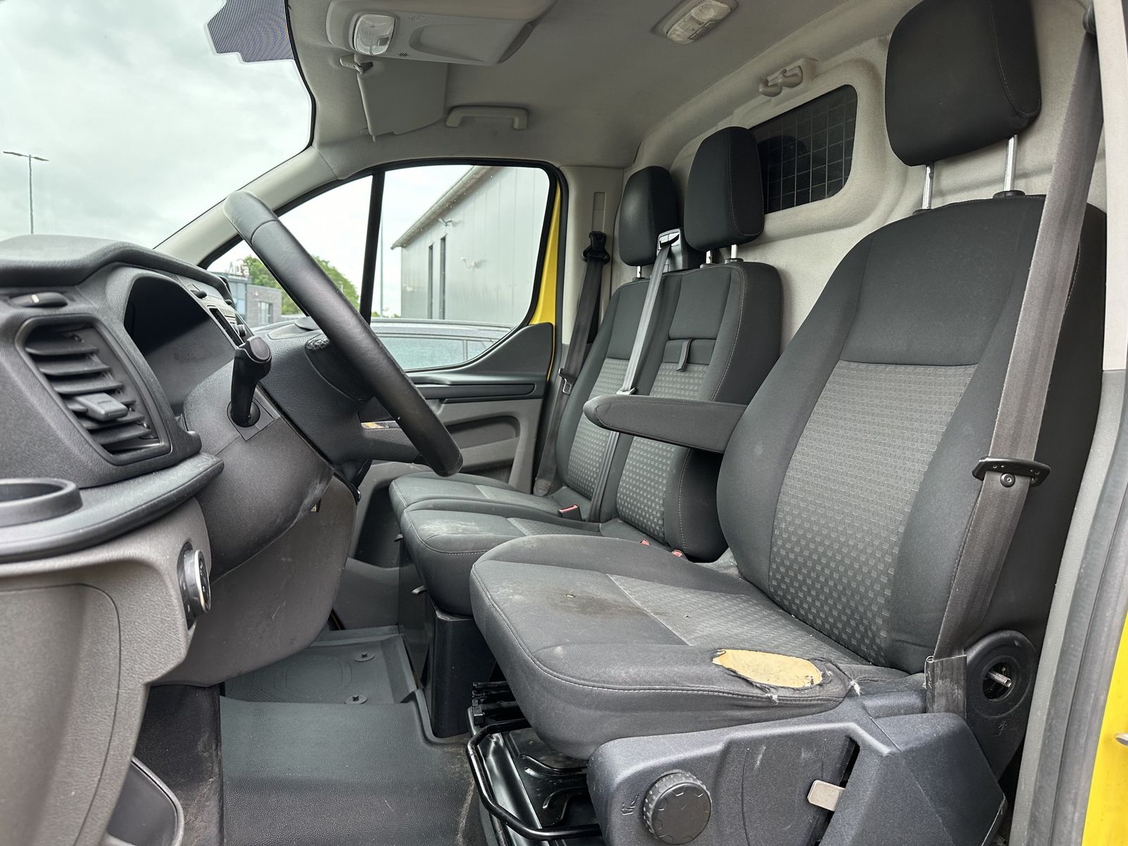 Fahrzeugabbildung Ford Transit Custom 320 L2 TEMPOMAT+SORTIMO+1HD+PP