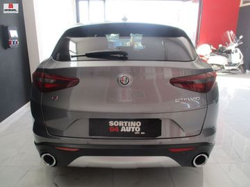 Alfa-Romeo Stelvio - 6