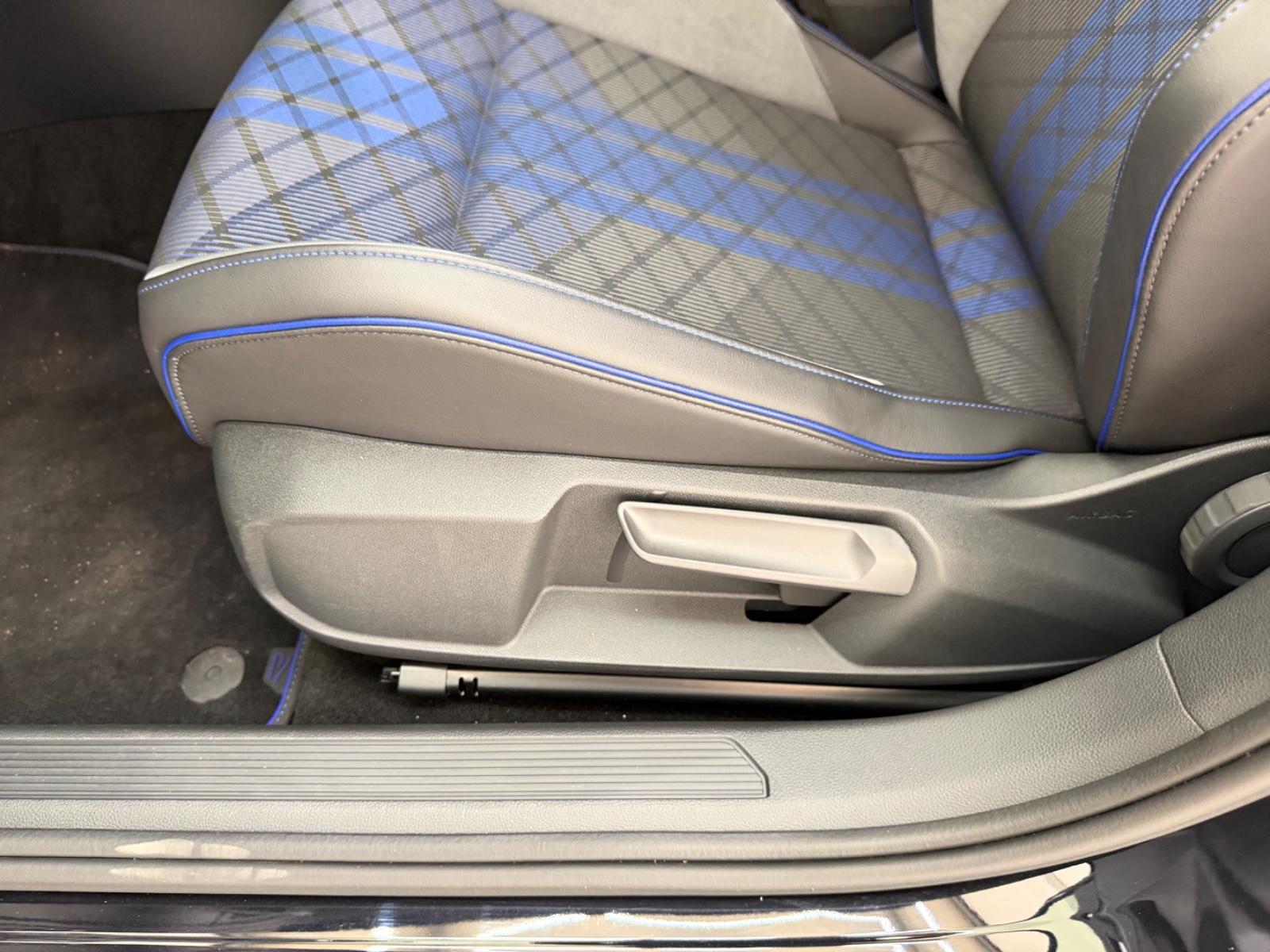 Volkswagen Golf VIII Variant R 4Motion R-Performance-Paket, миниатюра 14