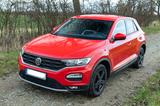 Volkswagen T-Roc 1.5 TSI mit Sportpaket - Volkswagen T-Roc in Erfurt