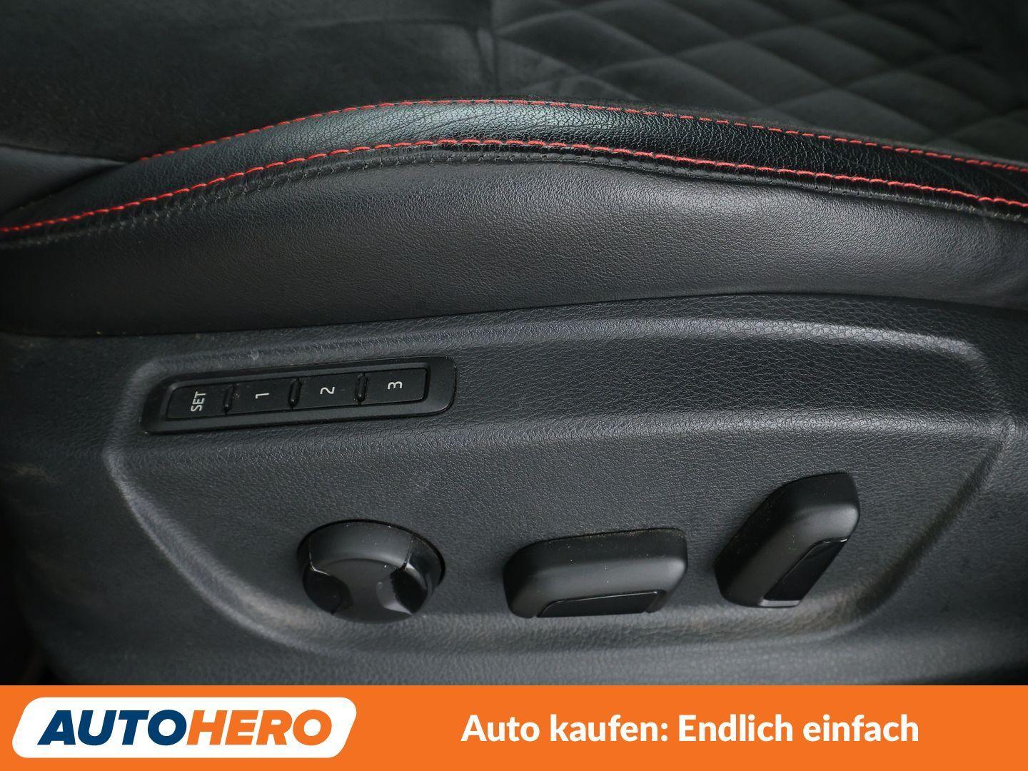 Skoda Octavia 2.0 TSI RS 245 Aut.*NAVI*TEMPO*PDC*AHK*