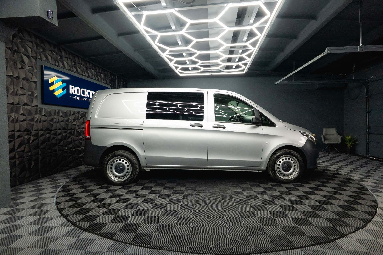Fahrzeugabbildung Mercedes-Benz Vito Mixto 119 CDI 4MATIC kompakt *LED*Kamera*