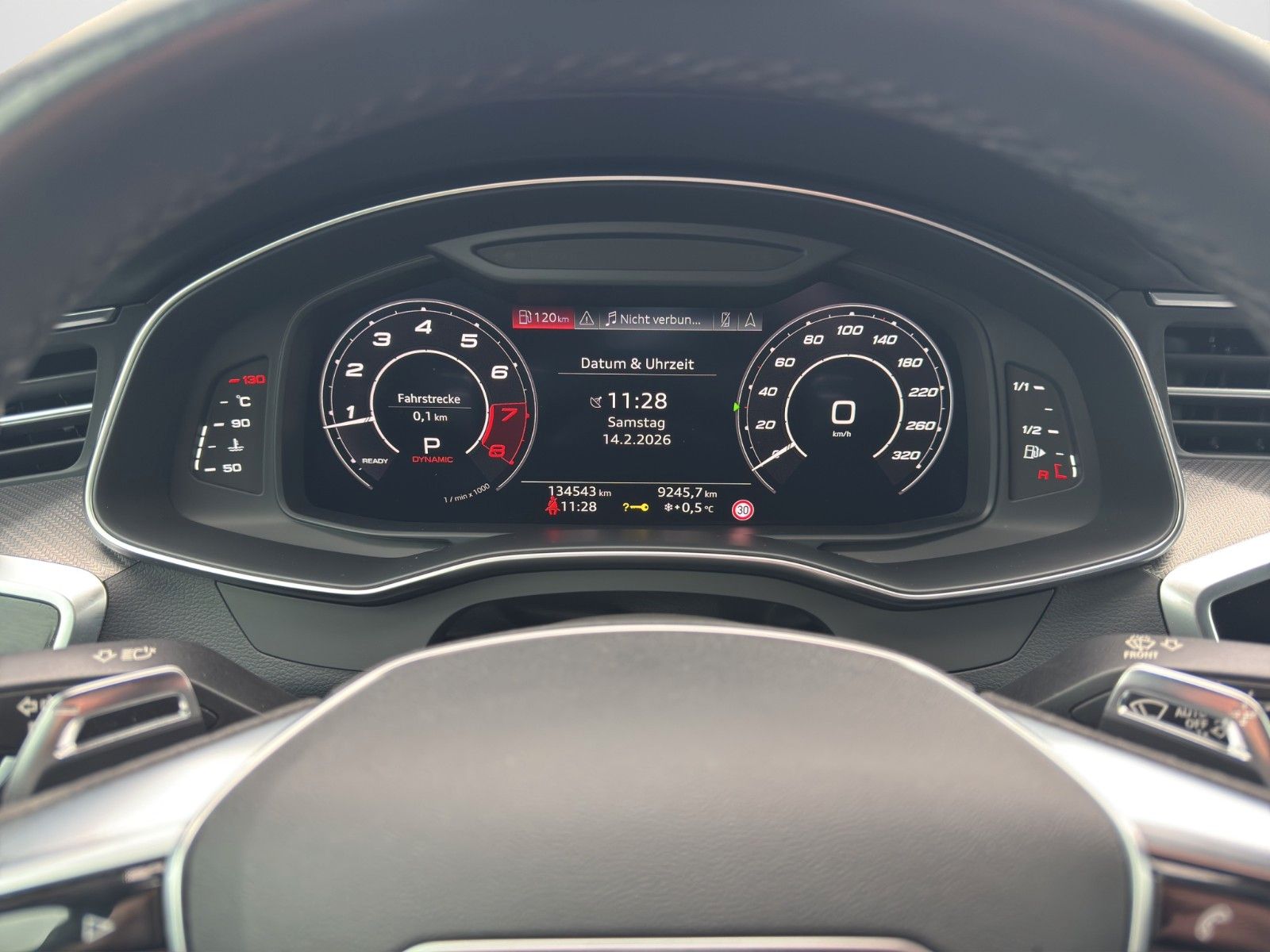 Fahrzeugabbildung Audi RS6 AVANT 4.0TFSI B&O MEMORY SSITZ LASER 22" HUD
