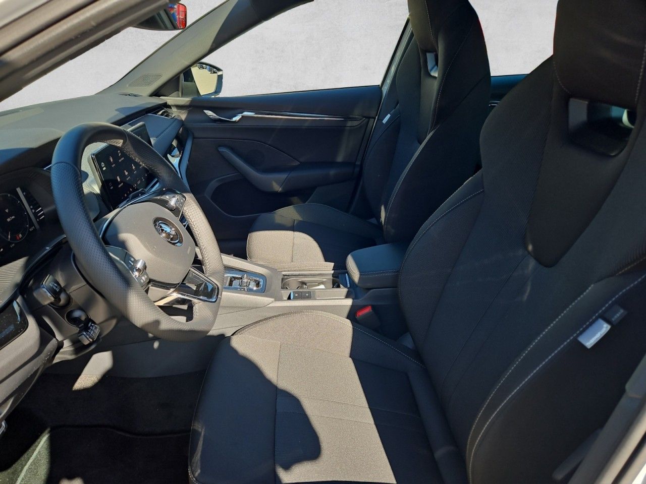 Fahrzeugabbildung SKODA Octavia Combi Style 4x4 TDI DSG,Navi,AHK,Matrix