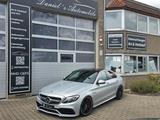 Mercedes-Benz C 63 S AMG PERFORMANCE/CARBON/SCHALENSITZE - Mercedes-Benz C 63 AMG Gebrauchtwagen in Stuttgart