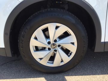 Volkswagen Tiguan - 8