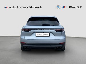 Porsche Cayenne - 5