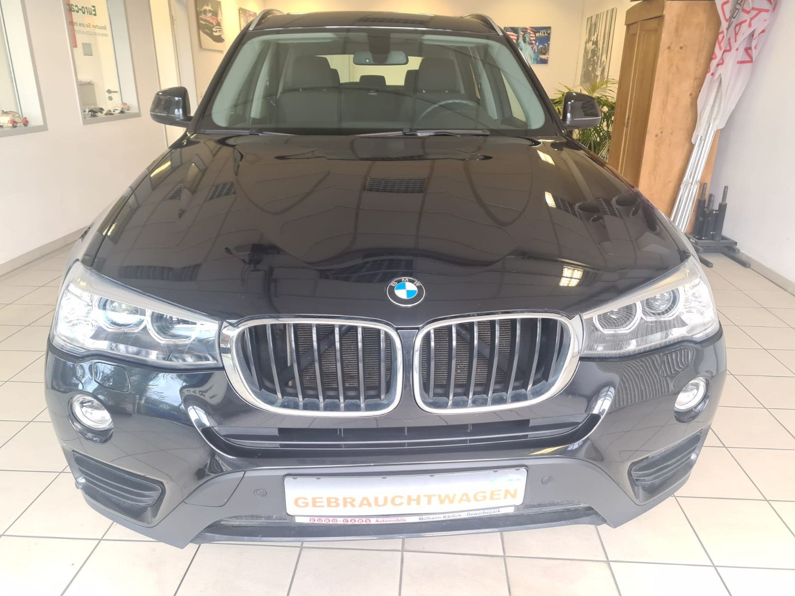 Fahrzeugabbildung BMW X3 xDrive 20 d Advantage / 1. Hand / PANO /