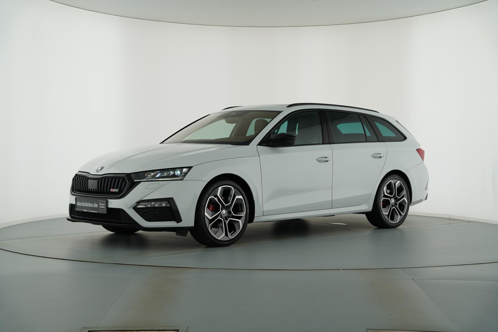 Skoda OCTAVIA COMBI RS 2.0TDI DSG 4x4 MASSAGE+MATRIX