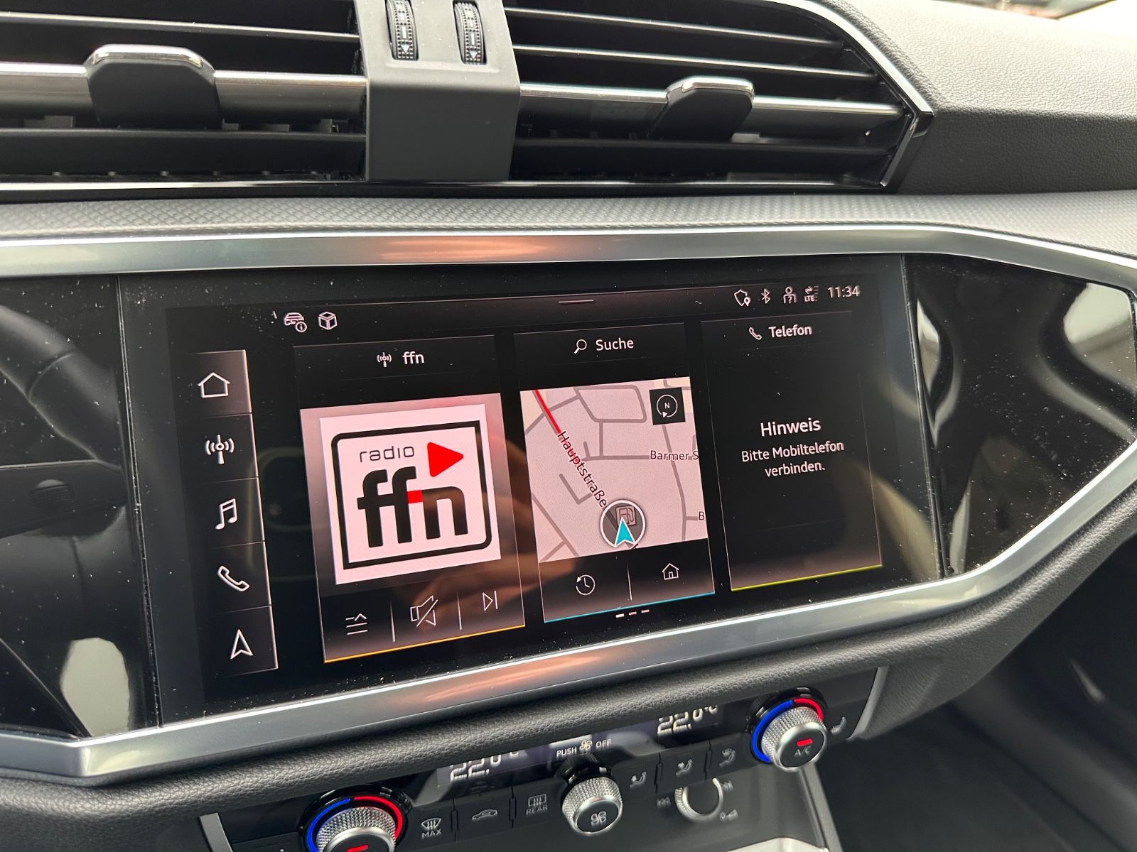 Fahrzeugabbildung Audi Q3 35 TFSI S line S Tronic Navi/ACC/SHZG/LED/PDC