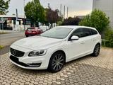 Volvo V60 D6 Hybrid AWD 2.4 Vollausstattun... - gebrauchte Volvo V60 aus dem Jahr 2013