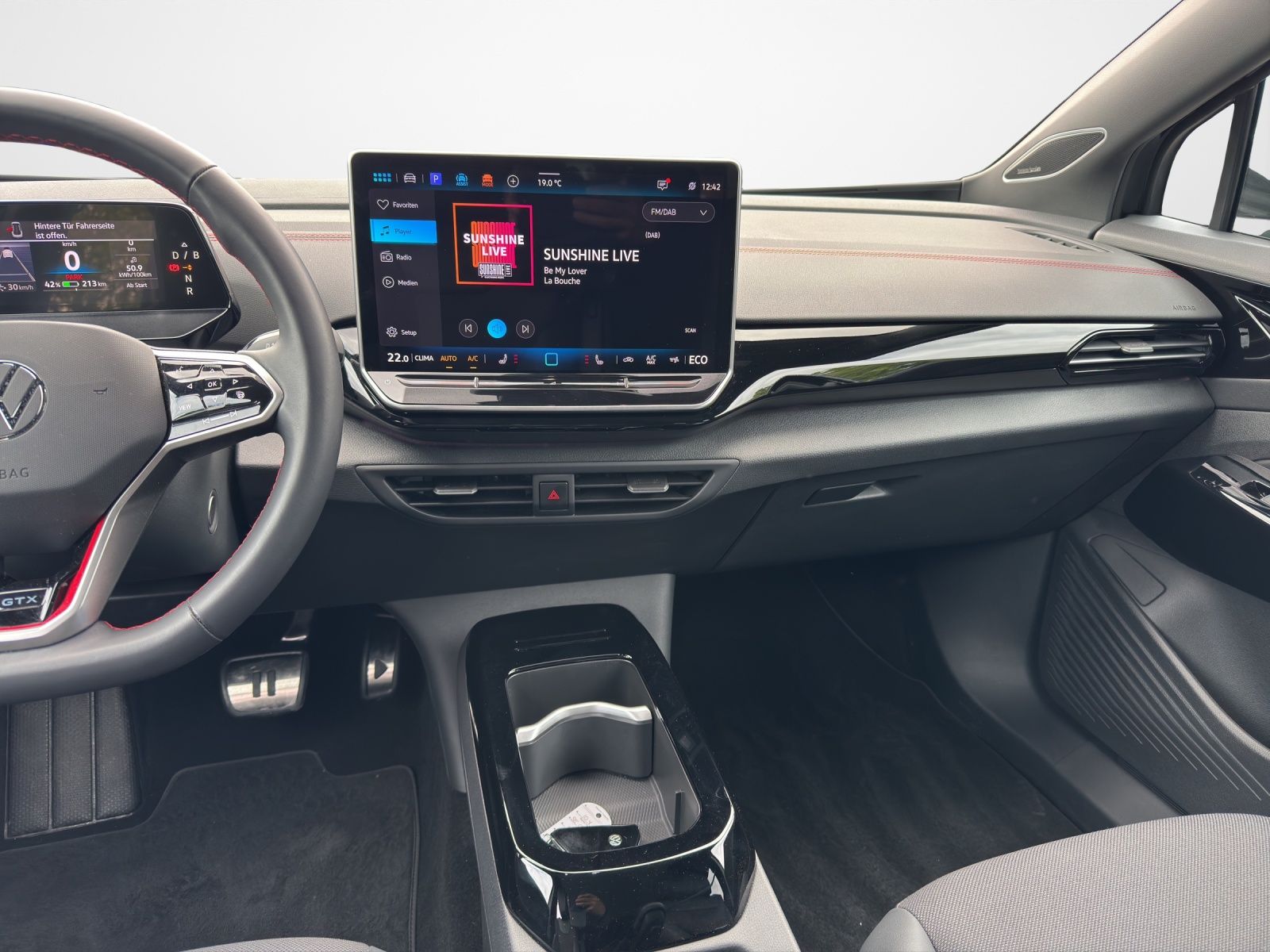 Volkswagen ID.4 GTX 4M 250 kW mit Infotainment-Paket Head foto 11