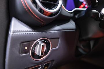 صورة مصغرة 50 لـ 2015 Mercedes-BENZ AMG GT