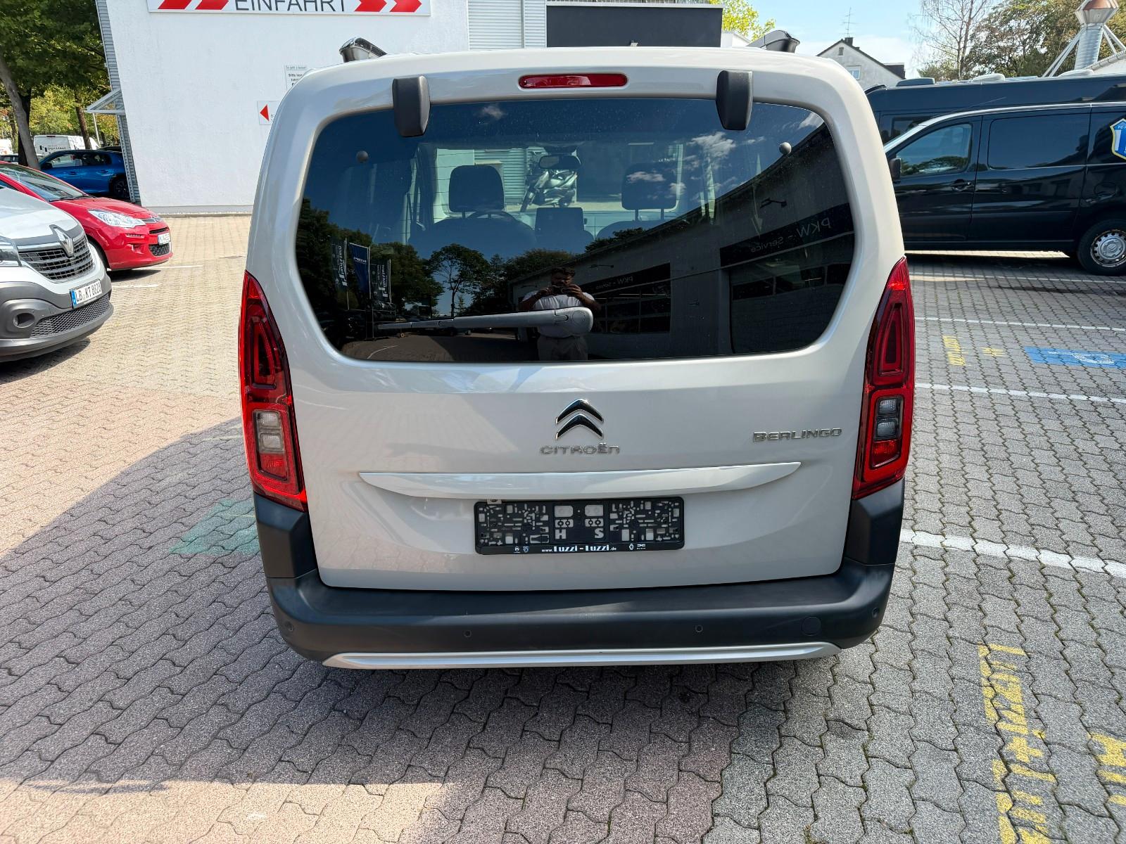 Citroën Berlingo Shine M*Navi*Head-Up*SHZ*Klimaaut*