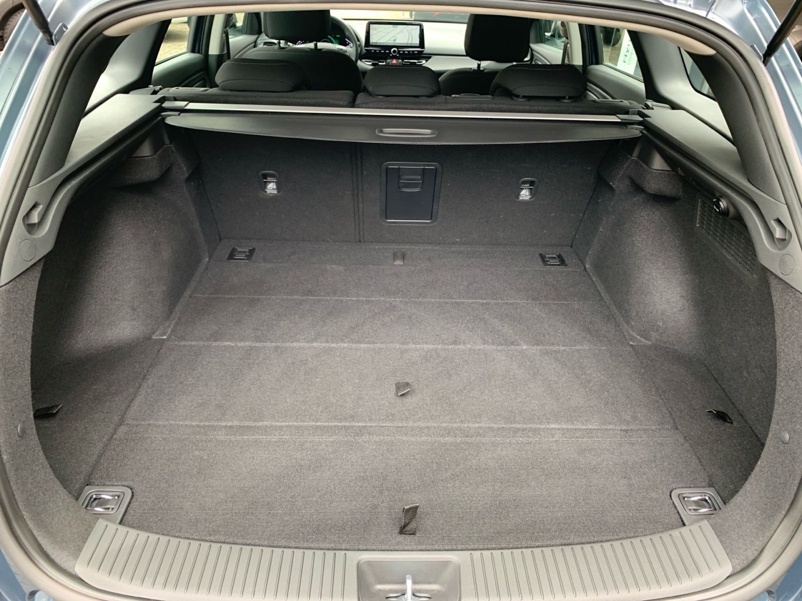Fahrzeugabbildung Hyundai i30 Kombi 1.0 T-GDI 7-DCT Trend Mild-Hybrid Navi
