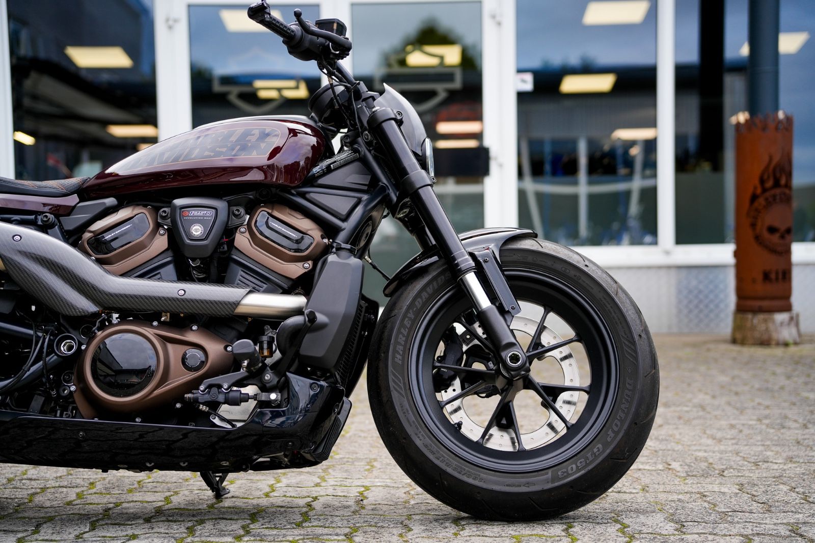 Fahrzeugabbildung Harley-Davidson RH1250S Sportster S - Jekill & Hyde
