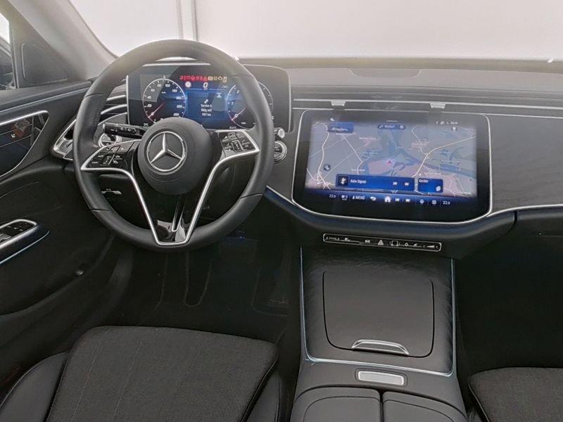 Mercedes-Benz E 220 d T AVANTGARDE Advanced+AHK+Kamera+MY2026!