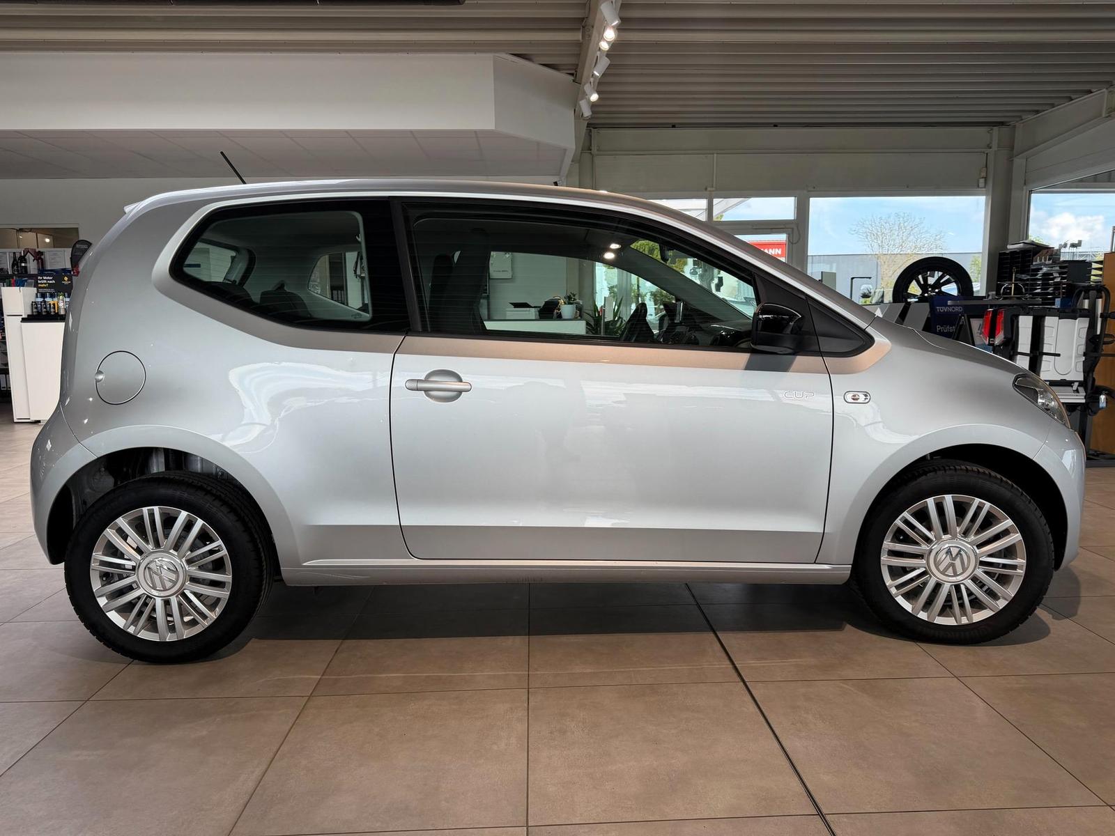 Volkswagen up! 1.0 move 44 kW (60 PS), Schalt. 5-Gang