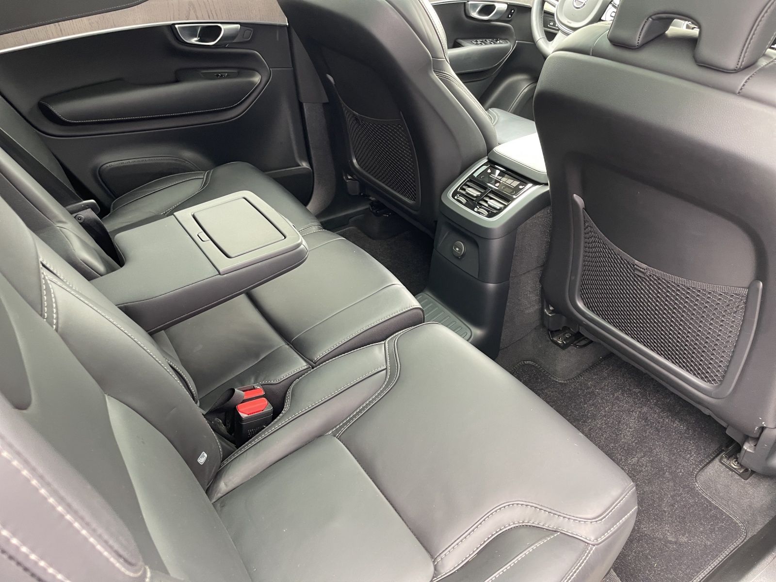 Volvo XC90 T8 AWD Plus Dark LUFT AHK PANO 360° foto 19