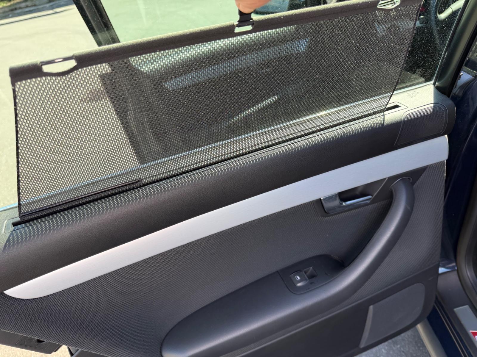 Audi A4 2004 — photo 25