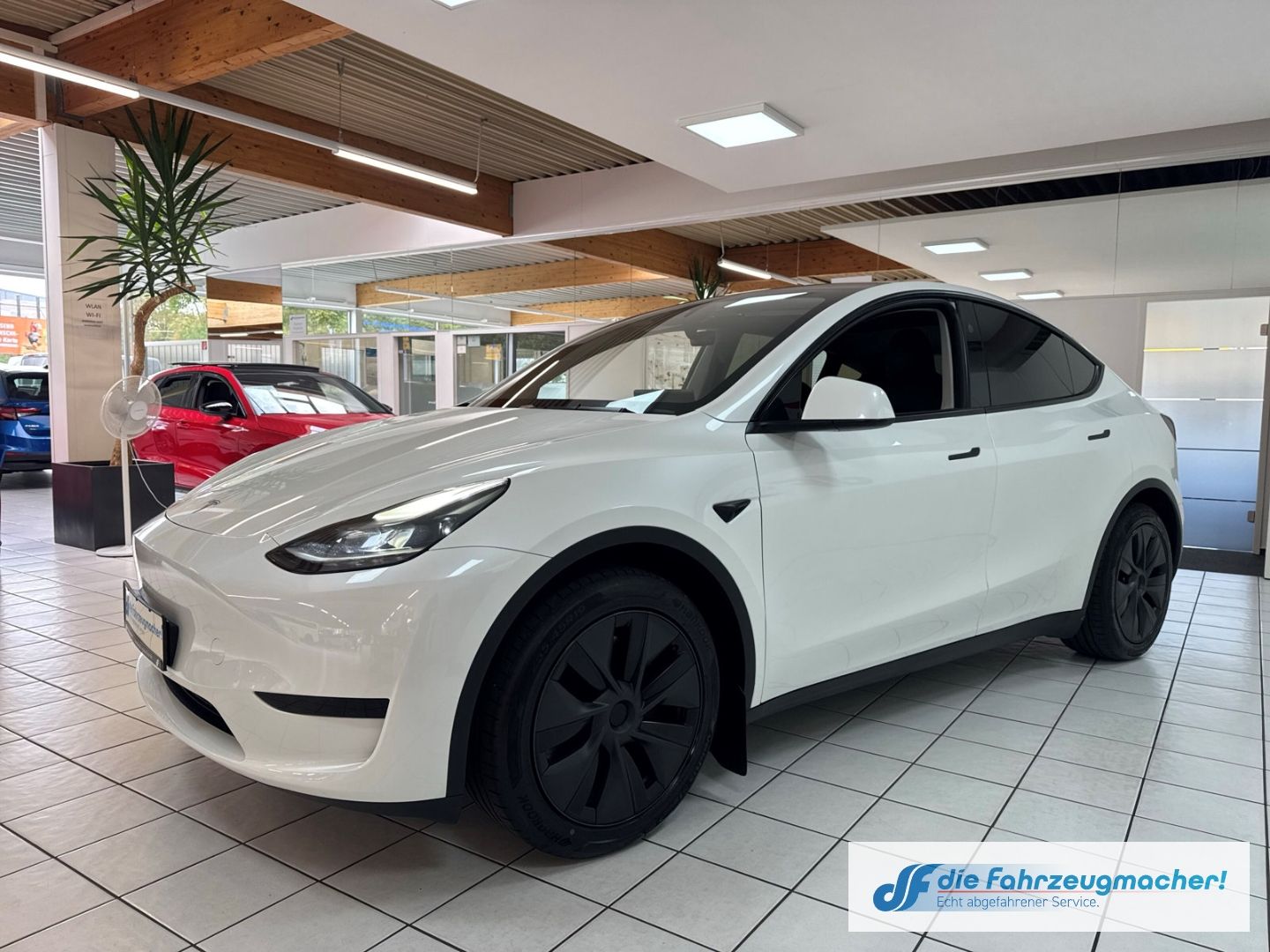 Fahrzeugabbildung Tesla Model Y RWD Panorama Navi Soundsystem LED ACC WL