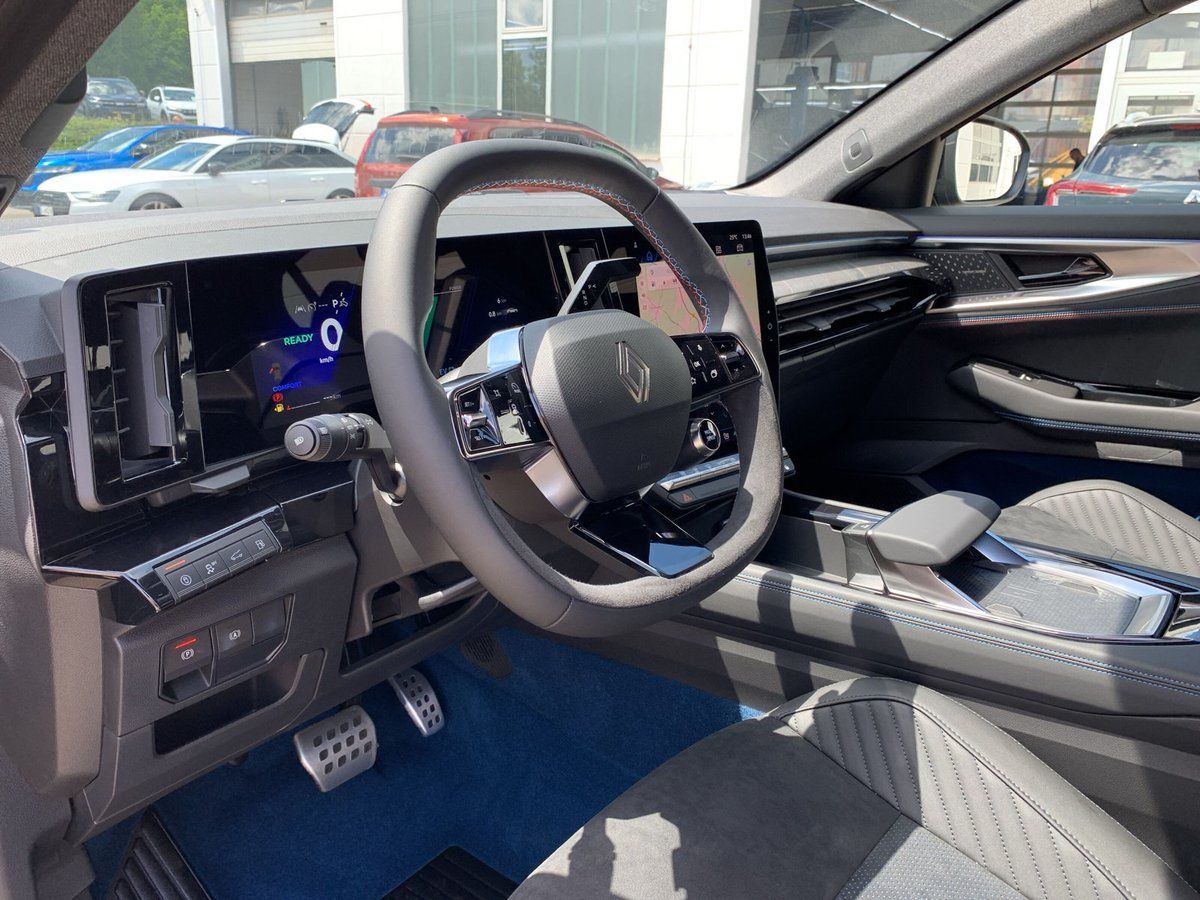 Renault Rafale - Bild 10