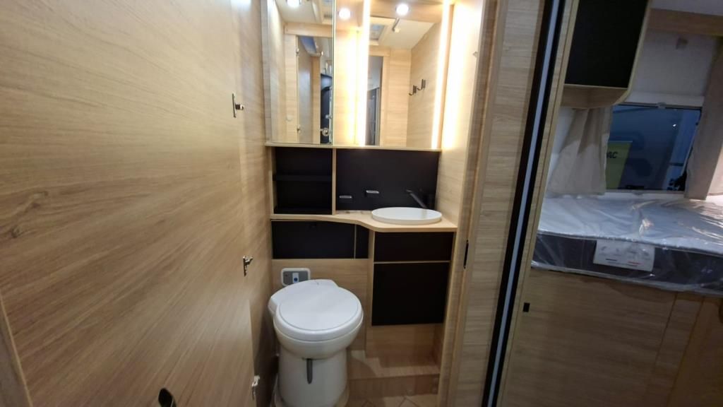 Autohaus Zimpel & Franke -  Challenger 317 sofort ArcticPaket+4,1t+Hubbett - Bild 8 Autohaus Zimpel & Franke -  Challenger 317 sofort ArcticPaket+4,1t+Hubbett - Bild 8