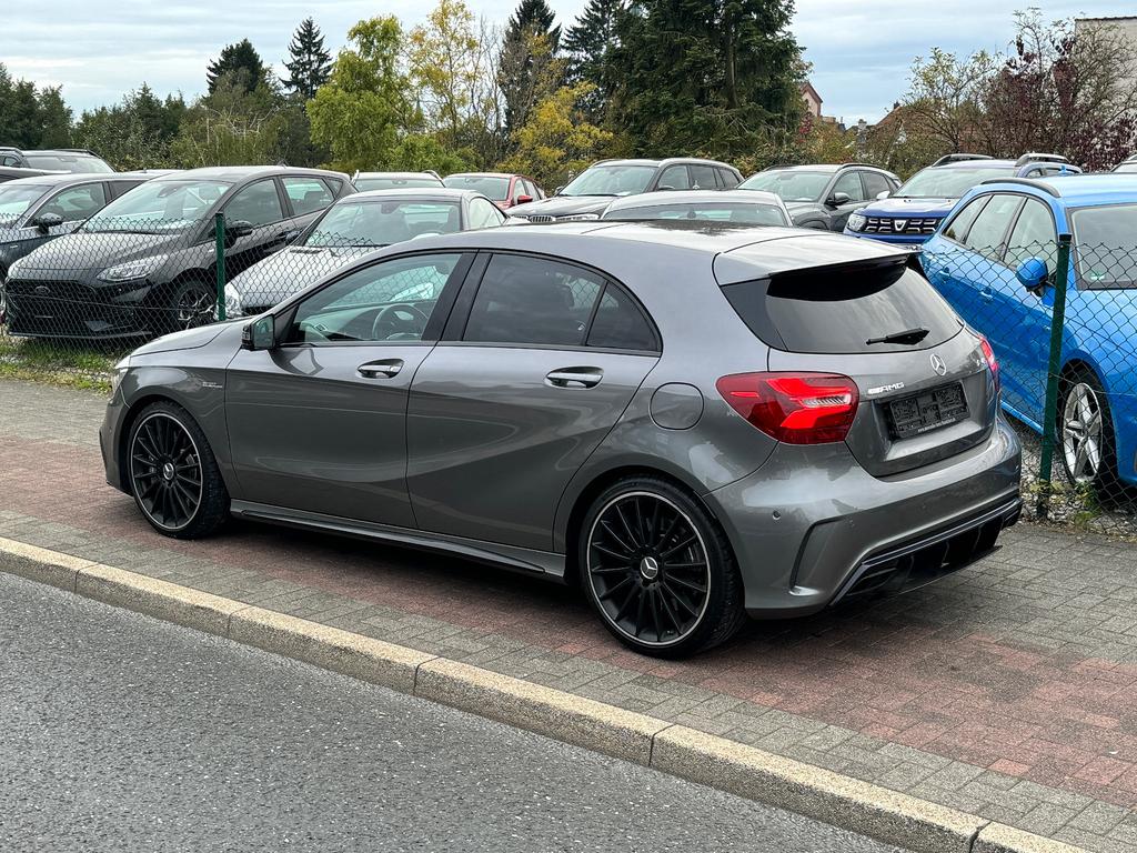 Mercedes-Benz A 45 AMG
