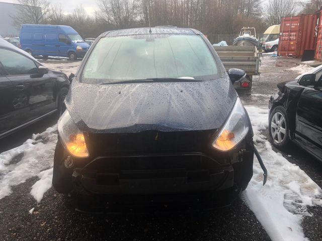 Ford B-Max B-MAX Sync Edition Unfall