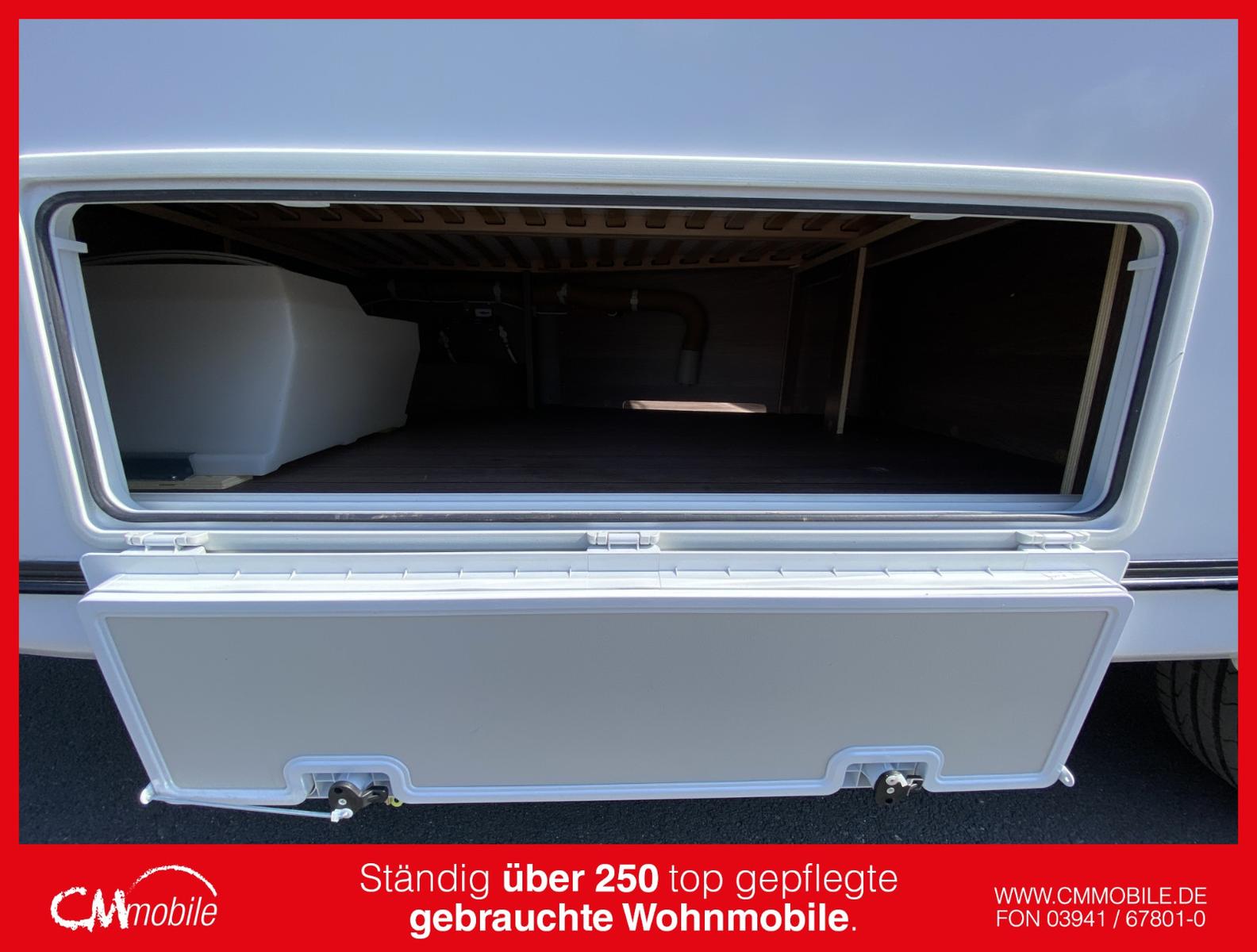 Knaus Sport 450 FU Silver Selection - Rundsitzgruppe