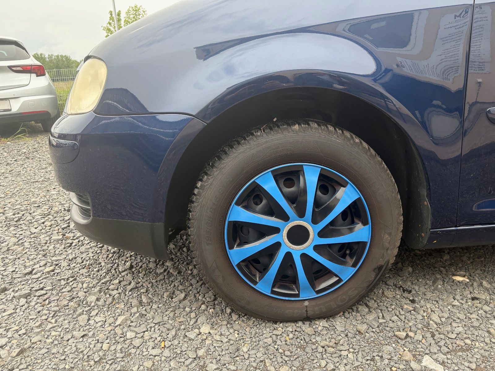 Fahrzeugabbildung Volkswagen Touran Trendline 1.9 TDI Navi SHZ AHK Klima