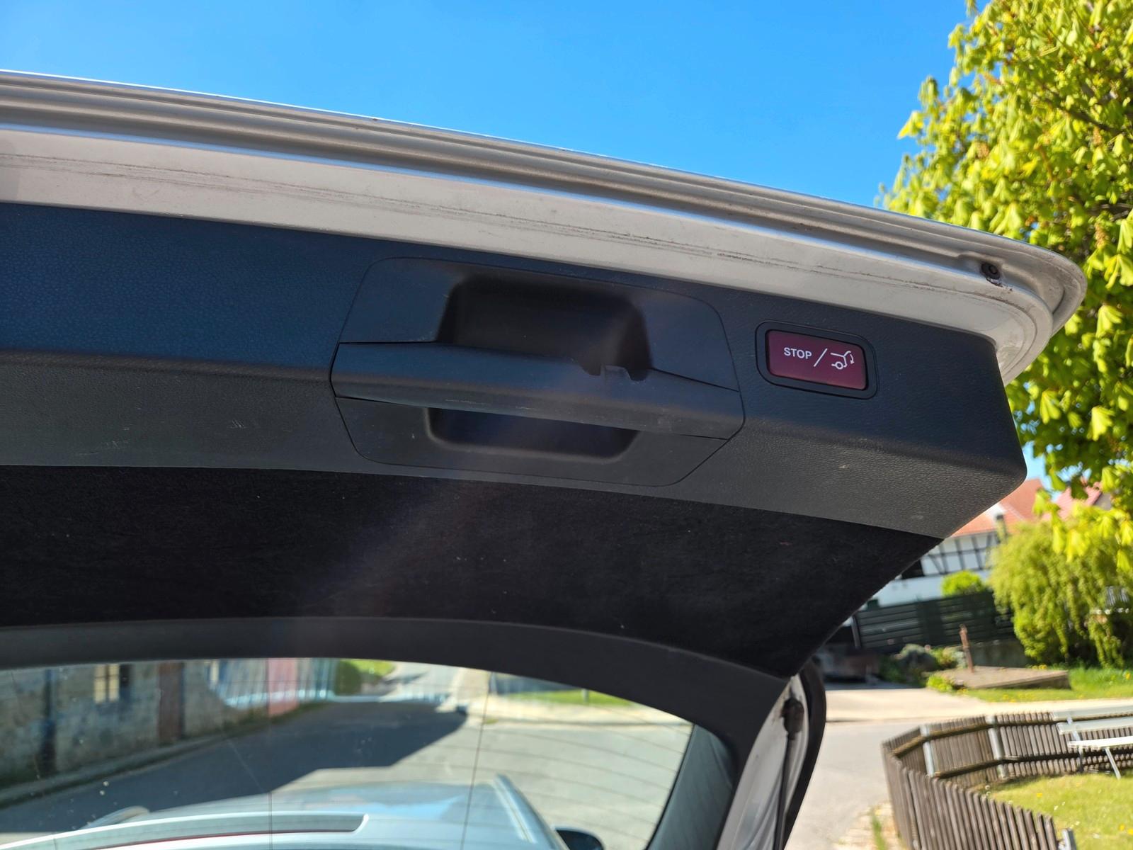 Mercedes-Benz E 220 d T Autom. NAVI TOP ZUSTAND SERVICEHEFT ME