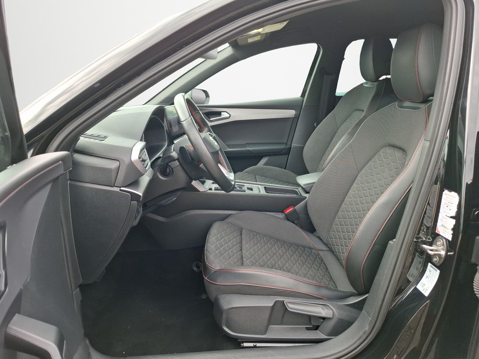 SEAT Leon FR 1.5 eTSI DSG / KLIMA / NAVI / LED / PDC - Image 9