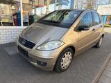 Mercedes-Benz A 150 A A 150 *AUTOMATIK* SCHECKHEFTGEPFLEGT - gebrauchte Mercedes-Benz A 150 aus dem Jahr 2006