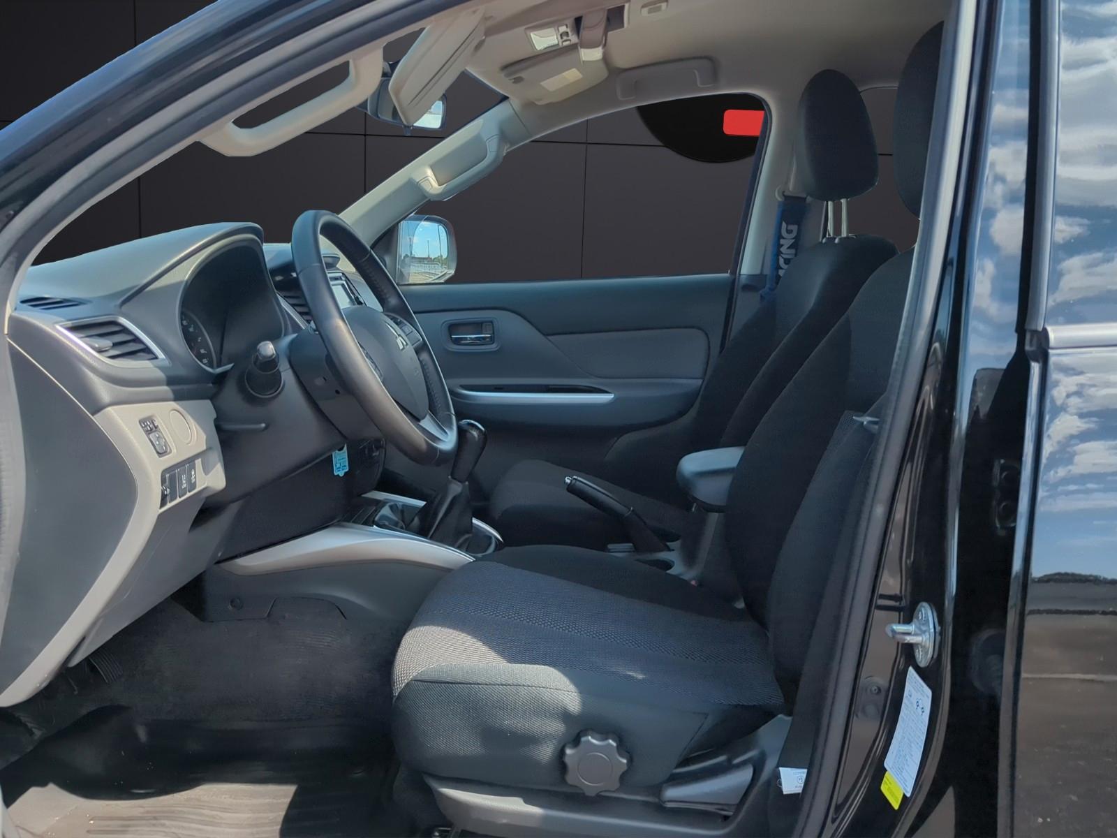 Mitsubishi L200 Plus Doppelkabine 4WD*HARDTOP*