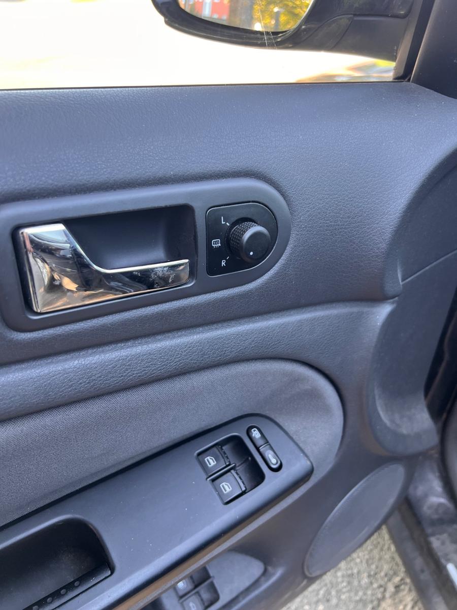 Volkswagen Passat 2004 — photo 6