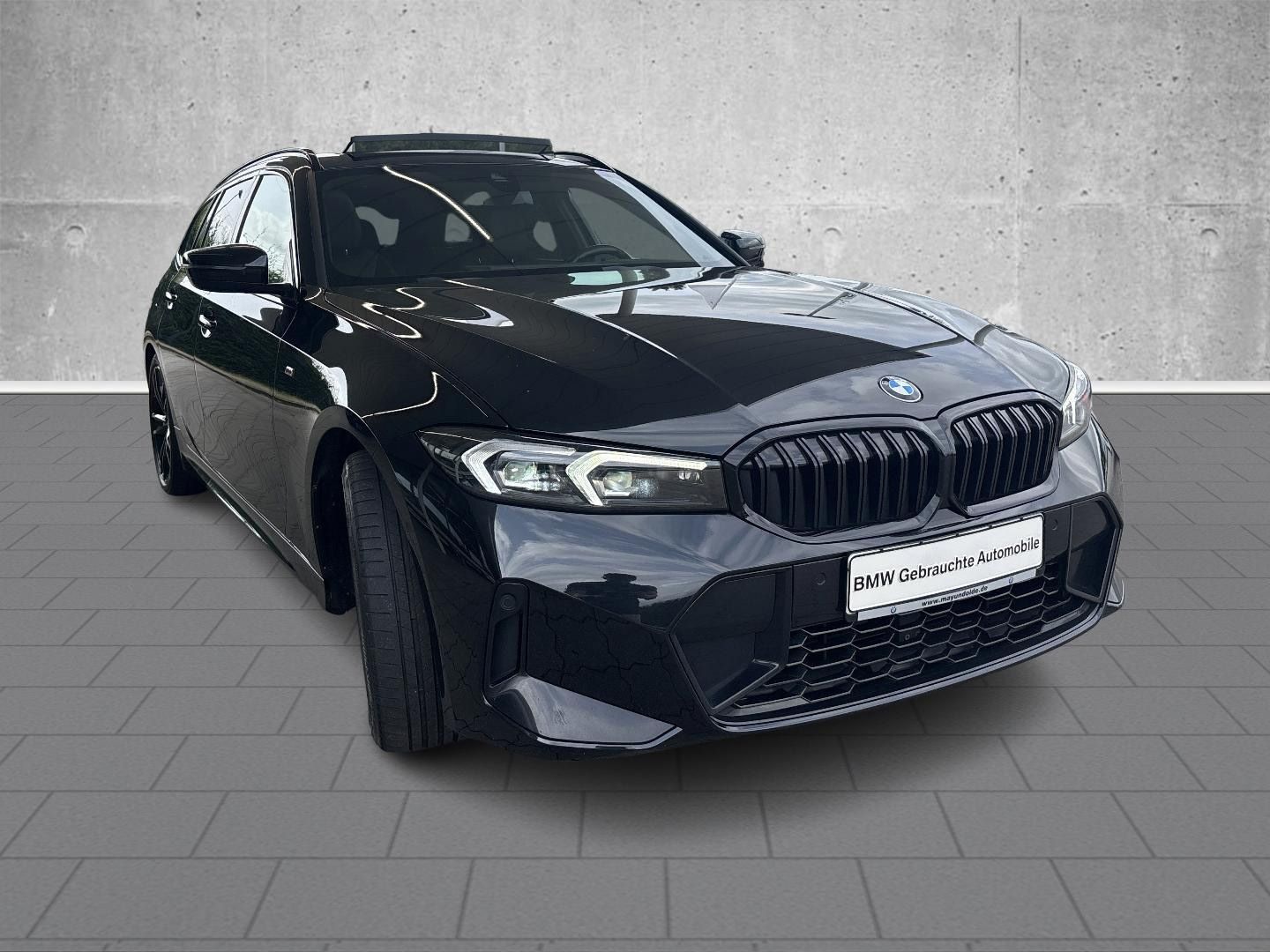 BMW 318 i Touring M Sport Pro LED HuD H K Panorama foto 4