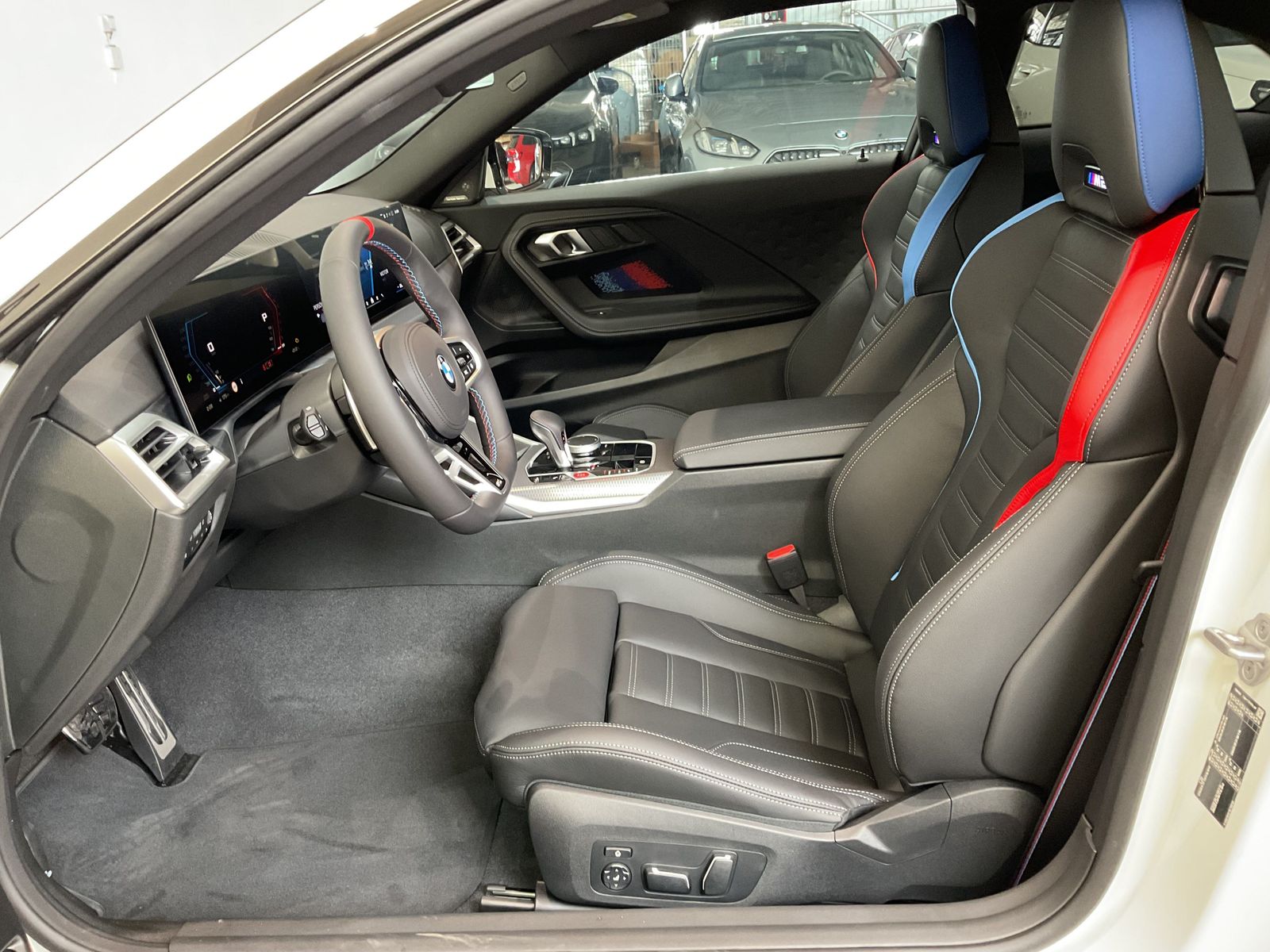 Fahrzeugabbildung BMW M2 Coupé *M Driver&apos;s Package *Harman Kardon Surr