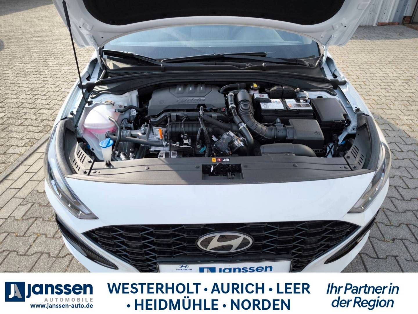 Fahrzeugabbildung Hyundai i30 ADVANTAGE Plus-Paket