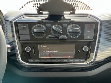 Volkswagen up! move 1,0 l 66 PS 5-Gang